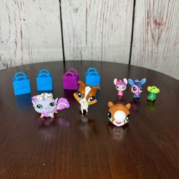 Littlest Pet Shop 6 Mini Figures Shopkins and more! Guc - Picture 1 of 12